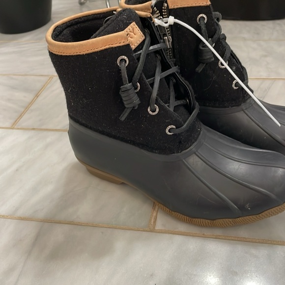 Black Sperry Boots sz 6 - Picture 2 of 5